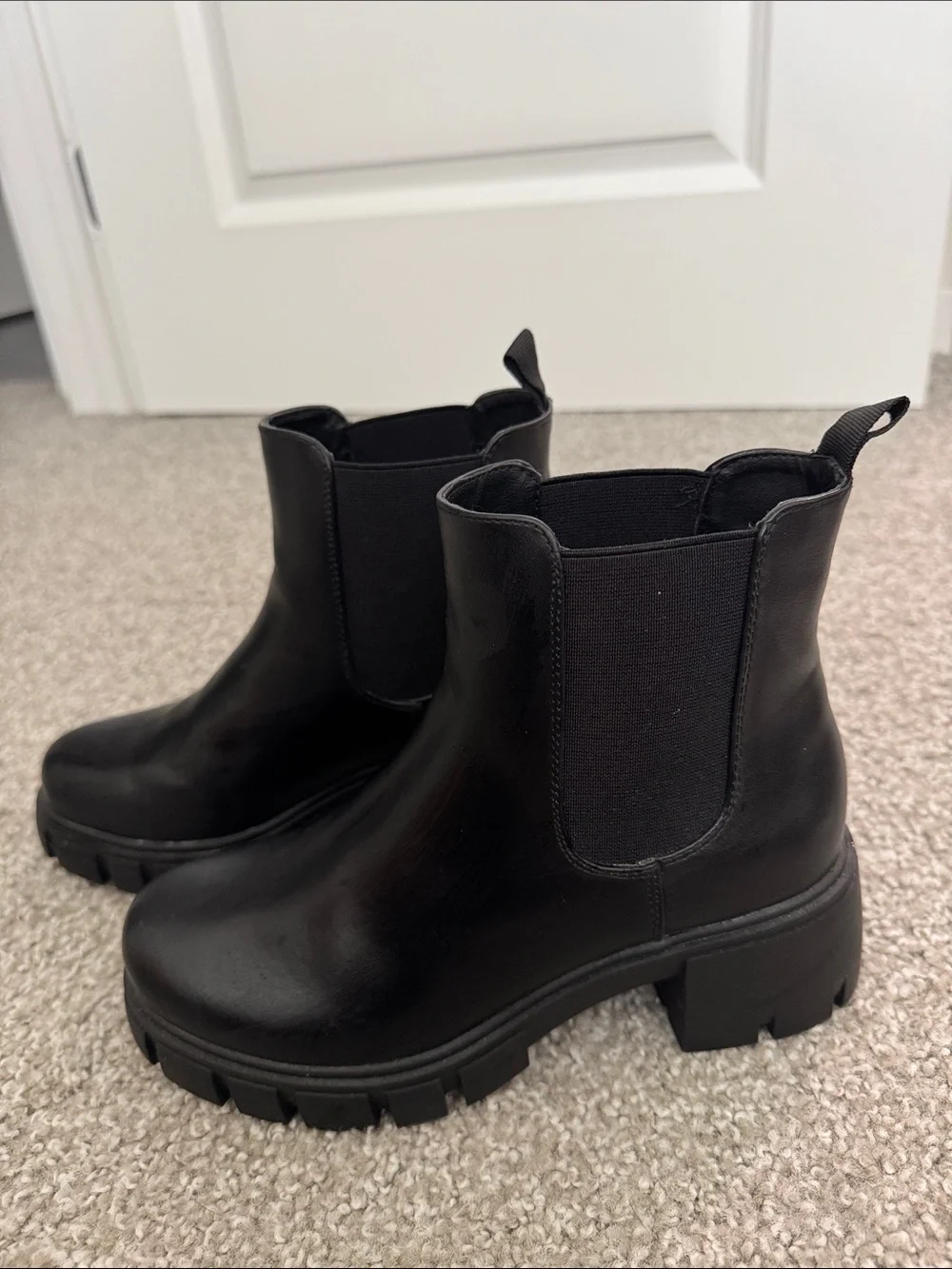 Dream Pairs Black Chunky Chelsea Ankle Boots